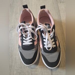 Vans Black and Pink Sneakers Sporty Casual Design